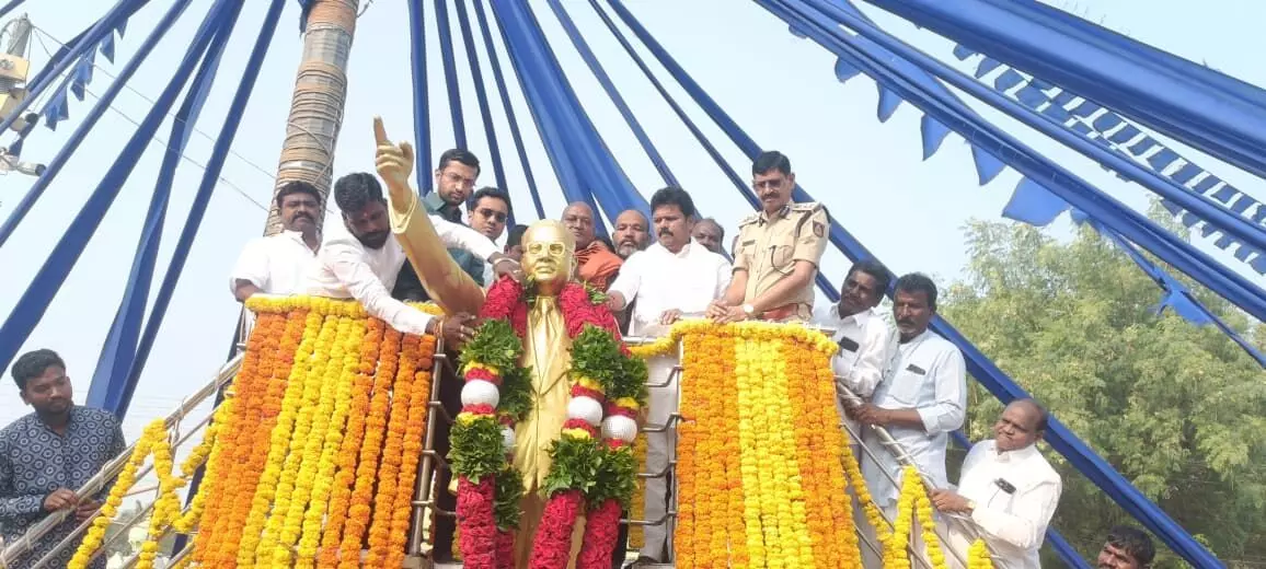ರಾಯಚೂರು| ಮಹಾಪರಿನಿರ್ವಾಣ ದಿನ: ಸಂವಿಧಾನ ಶಿಲ್ಪಿಗೆ ಗಣ್ಯರಿಂದ ನಮನ