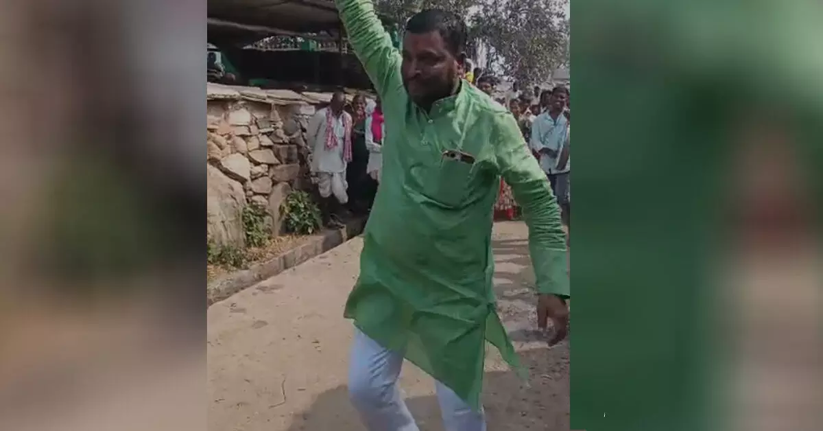 ಯಾದಗಿರಿ| ಮದುವೆ ಮೆರವಣಿಗೆಯಲ್ಲಿ ಗ್ರಾಮ ಪಂಚಾಯತ್ ಸದಸ್ಯನಿಂದ ಫೈರಿಂಗ್‌