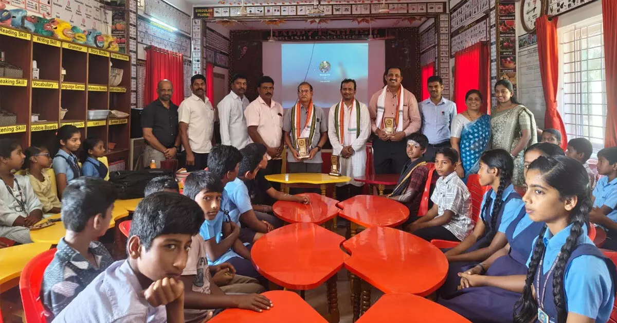 ಕುಂದಾಪುರ | ಹಿರಿಯ ಪ್ರಾಥಮಿಕ ಶಾಲೆಯ ವಿದ್ಯಾರ್ಥಿಗಳಿಗೆ ಸ್ಕ್ರಾಚ್ ಪ್ರೋಗ್ರಾಮಿಂಗ್ ತರಬೇತಿ ಕುಂದಾಪುರ | ಹಿರಿಯ ಪ್ರಾಥಮಿಕ ಶಾಲೆಯ ವಿದ್ಯಾರ್ಥಿಗಳಿಗೆ ಸ್ಕ್ರಾಚ್ ಪ್ರೋಗ್ರಾಮಿಂಗ್ ತರಬೇತಿ