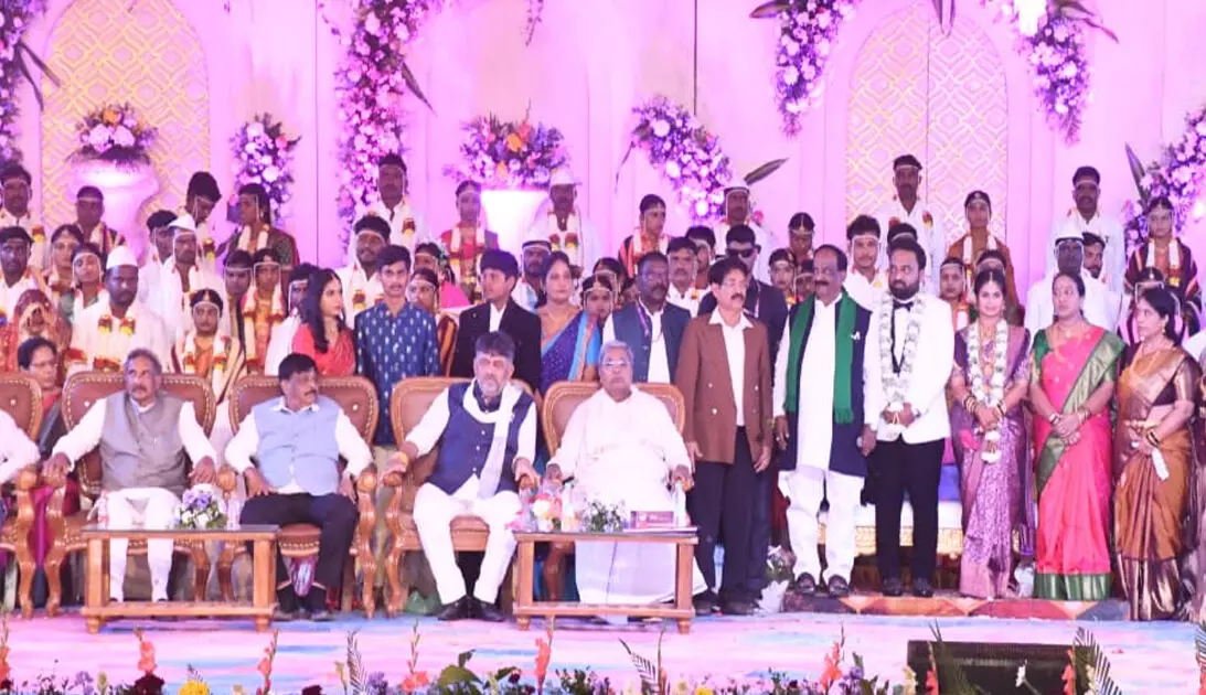 ದಂಪತಿಗೆ ಎರಡೇ ಮಕ್ಕಳು ಸಾಕು; ಅವರಿಗೆ ಉತ್ತಮ ಸಂಸ್ಕಾರ ನೀಡಿ : ಸಿಎಂ ಸಿದ್ದರಾಮಯ್ಯ ದಂಪತಿಗೆ ಎರಡೇ ಮಕ್ಕಳು ಸಾಕು; ಅವರಿಗೆ ಉತ್ತಮ ಸಂಸ್ಕಾರ ನೀಡಿ : ಸಿಎಂ ಸಿದ್ದರಾಮಯ್ಯ