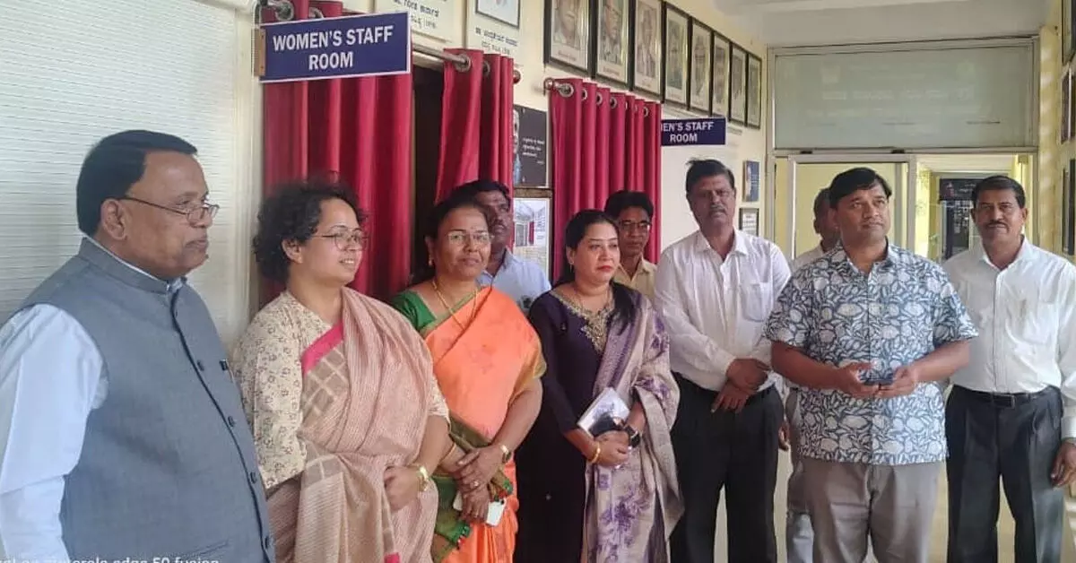 ಕಲಬುರಗಿ | ಗುಲ್ಬರ್ಗಾ ವಿವಿಯ ಕನ್ನಡ ಅಧ್ಯಯನ ಕೇಂದ್ರಕ್ಕೆ ಬೂಕರ್ ವಿಜೇತೆ ದೀಪಾ ಬಸ್ತಿ ಭೇಟಿ