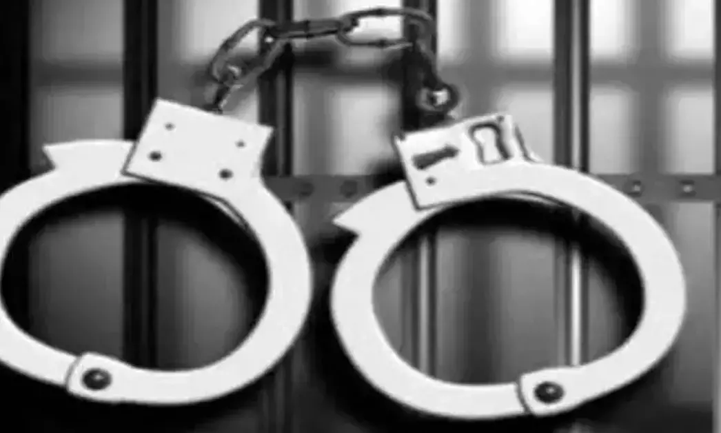 ಮಣಿಪಾಲ | ಕೋಳಿ ಅಂಕಕ್ಕೆ ದಾಳಿ: ಎಂಟು ಮಂದಿ ವಶಕ್ಕೆ