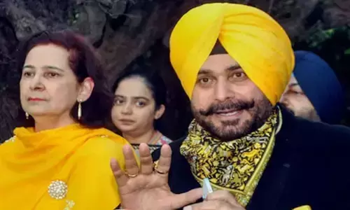 ʼಸಿಎಂ ಹುದ್ದೆಗೆ 500 ಕೋಟಿ ರೂ. ಸೂಟ್‌ ಕೇಸ್ʼ ಹೇಳಿಕೆ; ನವಜೋತ್ ಕೌರ್ ಸಿಧು ಕಾಂಗ್ರೆಸ್‌ ನಿಂದ ಅಮಾನತು