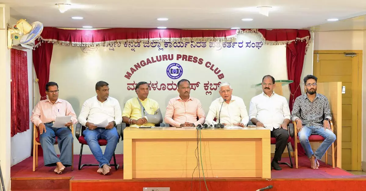 ಮಂಗಳೂರು | ಡಿ.13, 14ರಂದು ಸೌಹಾರ್ದ ಕ್ರಿಸ್ಮಸ್ ಉತ್ಸವ ಮಂಗಳೂರು | ಡಿ.13, 14ರಂದು ಸೌಹಾರ್ದ ಕ್ರಿಸ್ಮಸ್ ಉತ್ಸವ