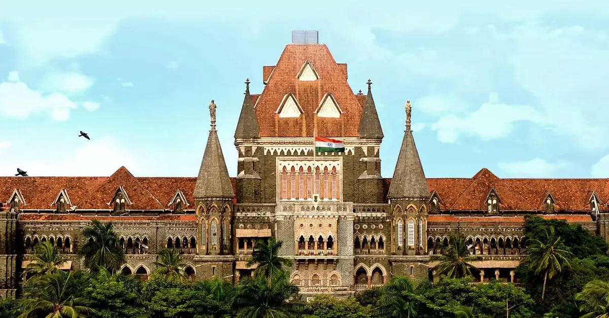 Peak hourನಲ್ಲಿ ರೈಲಿನ ಬಾಗಿಲ ಹತ್ತಿರ ನಿಲ್ಲುವುದು ನಿರ್ಲಕ್ಷ್ಯವಲ್ಲ: ಬಾಂಬೆ ಹೈಕೋರ್ಟ್ Peak hourನಲ್ಲಿ ರೈಲಿನ ಬಾಗಿಲ ಹತ್ತಿರ ನಿಲ್ಲುವುದು ನಿರ್ಲಕ್ಷ್ಯವಲ್ಲ: ಬಾಂಬೆ ಹೈಕೋರ್ಟ್