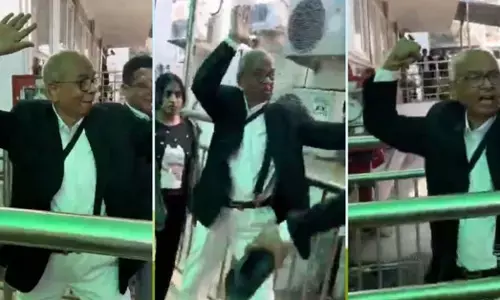 ನ್ಯಾ.ಗವಾಯಿವರ ಮೇಲೆ ಶೂ ಎಸೆದಿದ್ದ ವಕೀಲ ರಾಕೇಶ್ ಕಿಶೋರ್ ಗೆ ಚಪ್ಪಲಿಯೇಟು; ವೀಡಿಯೊ ವೈರಲ್