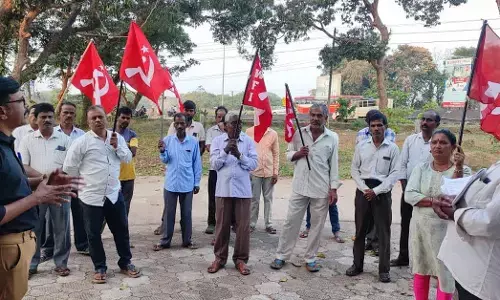 ಉಡುಪಿ ಜಿಲ್ಲೆಗೆ ಸರಕಾರಿ ಮೆಡಿಕಲ್ ಕಾಲೇಜು ಆಗ್ರಹಿಸಿ ಸಿಪಿಎಂ ಧರಣಿ