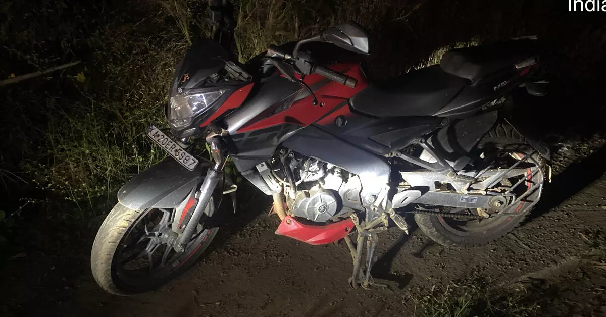 ಪಡುಬಿದ್ರಿ | ಬೈಕ್ ಢಿಕ್ಕಿ: ಪಾದಾಚಾರಿ ಮೃತ್ಯು ಪಡುಬಿದ್ರಿ | ಬೈಕ್ ಢಿಕ್ಕಿ: ಪಾದಾಚಾರಿ ಮೃತ್ಯು