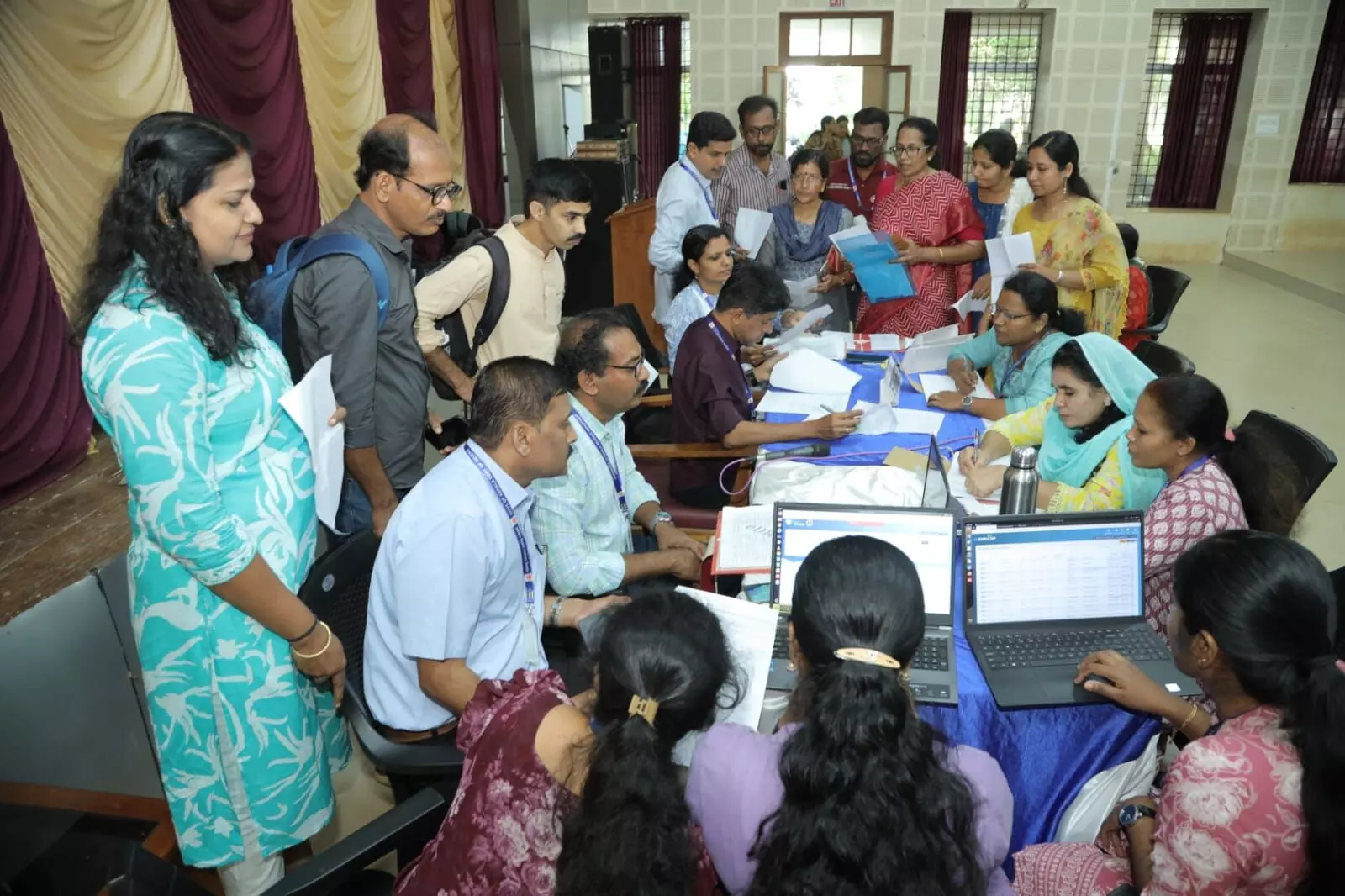 ಕಾಸರಗೋಡು | 48 ಸ್ಥಳೀಯಾಡಳಿತ ಸಂಸ್ಥೆಗಳಿಗೆ ಡಿ.11ರಂದು ಚುನಾವಣೆ: 1370 ಮತಗಟ್ಟೆಗಳು ಸಜ್ಜು