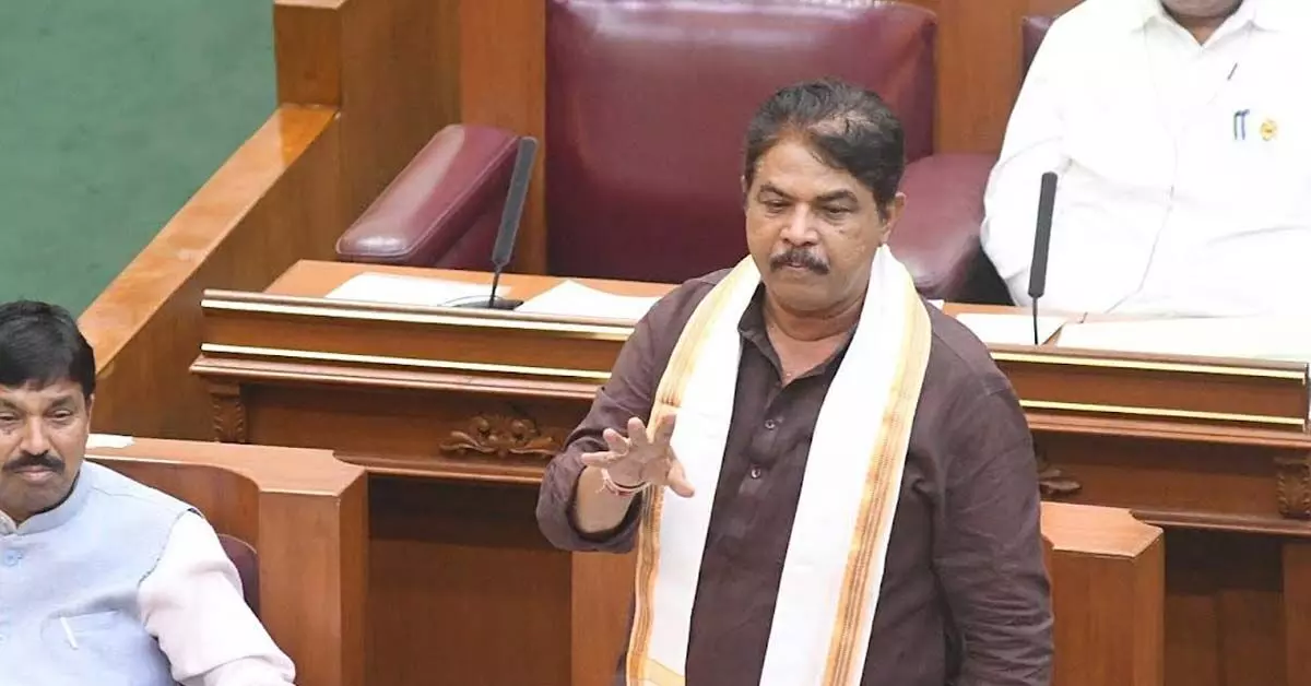 ಉತ್ತರ ಕರ್ನಾಟಕದ ಯಾವ ಭರವಸೆಗಳು ಈಡೇರಿದೆ ಎಂದು ತಿಳಿಸಲು ಕೂಡಲೇ ಶ್ವೇತಪತ್ರ ಹೊರಡಿಸಬೇಕು: ಪ್ರತಿಪಕ್ಷ ನಾಯಕ ಆರ್.ಅಶೋಕ್ ಉತ್ತರ ಕರ್ನಾಟಕದ ಯಾವ ಭರವಸೆಗಳು ಈಡೇರಿದೆ ಎಂದು ತಿಳಿಸಲು ಕೂಡಲೇ ಶ್ವೇತಪತ್ರ ಹೊರಡಿಸಬೇಕು: ಪ್ರತಿಪಕ್ಷ ನಾಯಕ ಆರ್.ಅಶೋಕ್