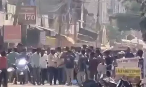 ಹಾವೇರಿ | ವಿದ್ಯಾರ್ಥಿನಿಯರಿಗೆ ಲೈಂಗಿಕ ಕಿರುಕುಳ ಆರೋಪ: ಪೋಷಕರು, ಸಾರ್ವಜನಿಕರಿಂದ ಶಿಕ್ಷಕನಿಗೆ ಹಲ್ಲೆ