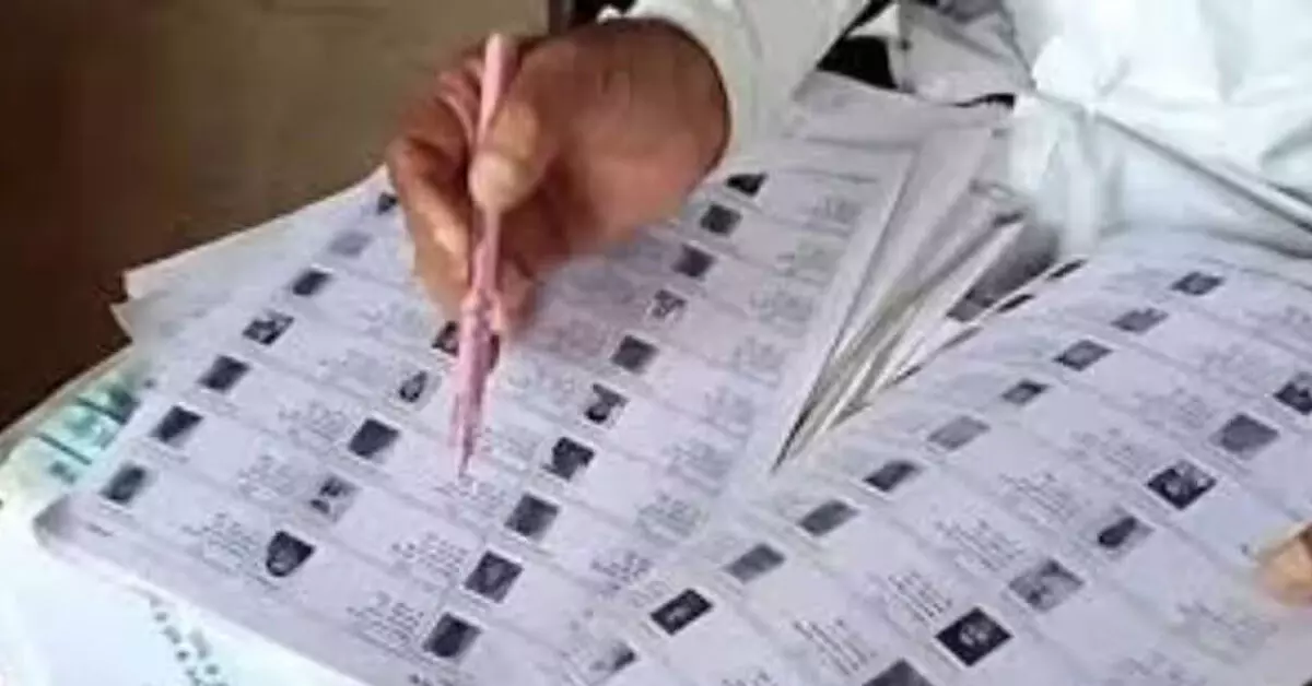 ರಾಜಸ್ಥಾನ: SIR ನಿಯೋಜಿಸಿದ್ದ BLO ಕುಸಿದು ಬಿದ್ದು ಮೃತ್ಯು ರಾಜಸ್ಥಾನ: SIR ನಿಯೋಜಿಸಿದ್ದ BLO ಕುಸಿದು ಬಿದ್ದು ಮೃತ್ಯು