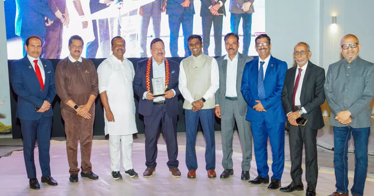 BCF ಅಧ್ಯಕ್ಷ ಡಾ.ಬಿ.ಕೆ.ಯೂಸುಫ್ ಅವರಿಗೆ ತುಂಬೆ ಸಮೂಹ ಸಂಸ್ಥೆಯಿಂದ ʼLIFE TIME ACHIEVEMENT AWARDʼ BCF ಅಧ್ಯಕ್ಷ ಡಾ.ಬಿ.ಕೆ.ಯೂಸುಫ್ ಅವರಿಗೆ ತುಂಬೆ ಸಮೂಹ ಸಂಸ್ಥೆಯಿಂದ ʼLIFE TIME ACHIEVEMENT AWARDʼ