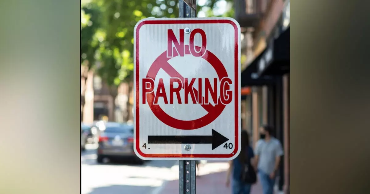 ಪಣಂಬೂರು ಪೊಲೀಸ್ ಠಾಣೆ ರಸ್ತೆಯಲ್ಲಿ ಪಾರ್ಕಿಂಗ್ ನಿಷೇಧ : ನಗರ ಪೊಲೀಸ್ ಆಯುಕ್ತರಿಂದ ಆದೇಶ ಪಣಂಬೂರು ಪೊಲೀಸ್ ಠಾಣೆ ರಸ್ತೆಯಲ್ಲಿ ಪಾರ್ಕಿಂಗ್ ನಿಷೇಧ : ನಗರ ಪೊಲೀಸ್ ಆಯುಕ್ತರಿಂದ ಆದೇಶ