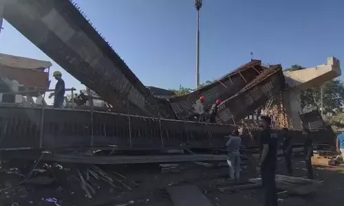 Gujarat | ನಿರ್ಮಾಣ ಹಂತದ ಸೇತುವೆ ಕುಸಿತ; ಐವರು ಕಾರ್ಮಿಕರಿಗೆ ಗಾಯ