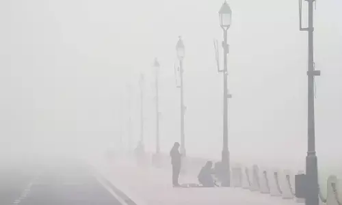 ಸಂಪಾದಕೀಯ | ವಾಯು ಮಾಲಿನ್ಯ: ಉಸಿರಾಡಲು ಒದ್ದಾಡುತ್ತಿರುವ ಸರಕಾರ