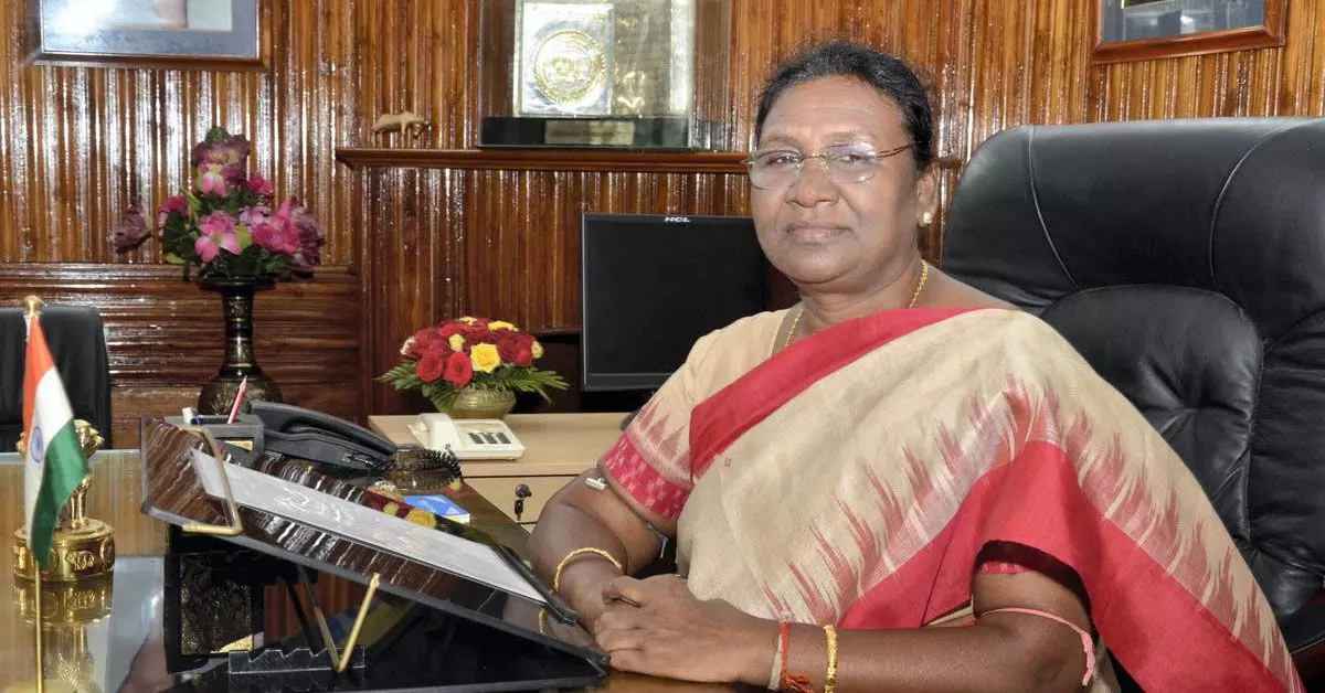 ಬಾಲಕಿಯ ಅತ್ಯಾಚಾರ, ಕೊಲೆ ಪ್ರಕರಣದಲ್ಲಿ ಮರಣದಂಡನೆ | ಆರೋಪಿಯ ಕ್ಷಮಾದಾನ ಅರ್ಜಿ ತಿರಸ್ಕರಿಸಿದ ರಾಷ್ಟ್ರಪತಿ ಬಾಲಕಿಯ ಅತ್ಯಾಚಾರ, ಕೊಲೆ ಪ್ರಕರಣದಲ್ಲಿ ಮರಣದಂಡನೆ | ಆರೋಪಿಯ ಕ್ಷಮಾದಾನ ಅರ್ಜಿ ತಿರಸ್ಕರಿಸಿದ ರಾಷ್ಟ್ರಪತಿ