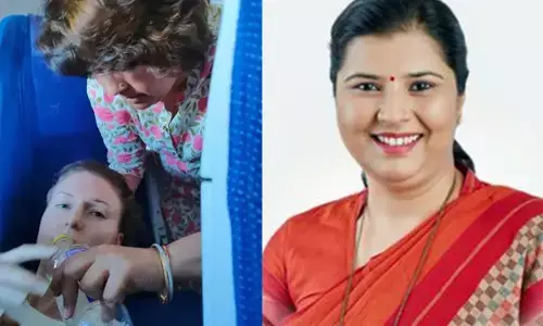 ವಿಮಾನದಲ್ಲಿ ವಿದೇಶಿ ಮಹಿಳೆಗೆ ತುರ್ತು ವೈದ್ಯಕೀಯ ನೆರವು ನೀಡಿದ ಡಾ.ಅಂಜಲಿ ನಿಂಬಾಳ್ಕರ್ ಗೆ ಮುಖ್ಯಮಂತ್ರಿ ಶ್ಲಾಘನೆ