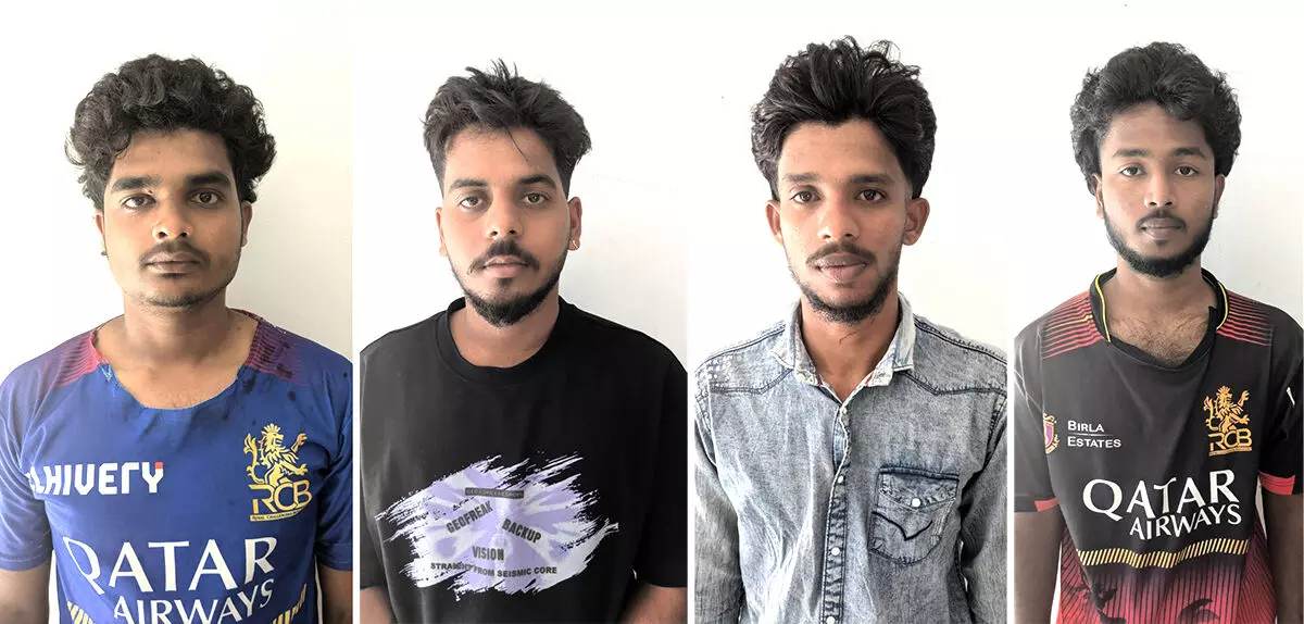 BRAHMAVARA | ಕೋಟತಟ್ಟು ಕೊಲೆ ಪ್ರಕರಣ: ನಾಲ್ವರು ಆರೋಪಿಗಳ ಬಂಧನ BRAHMAVARA | ಕೋಟತಟ್ಟು ಕೊಲೆ ಪ್ರಕರಣ: ನಾಲ್ವರು ಆರೋಪಿಗಳ ಬಂಧನ