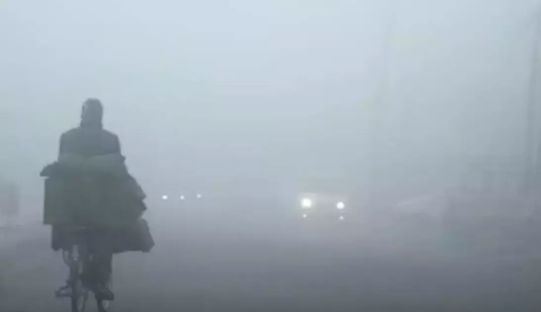 ರಾಜ್ಯದೆಲ್ಲೆಡೆ ಮುಂದುವರಿಯಲಿದೆ ಚಳಿಯ ವಾತಾವರಣ : ಹವಾಮಾನ ಇಲಾಖೆ ರಾಜ್ಯದೆಲ್ಲೆಡೆ ಮುಂದುವರಿಯಲಿದೆ ಚಳಿಯ ವಾತಾವರಣ : ಹವಾಮಾನ ಇಲಾಖೆ