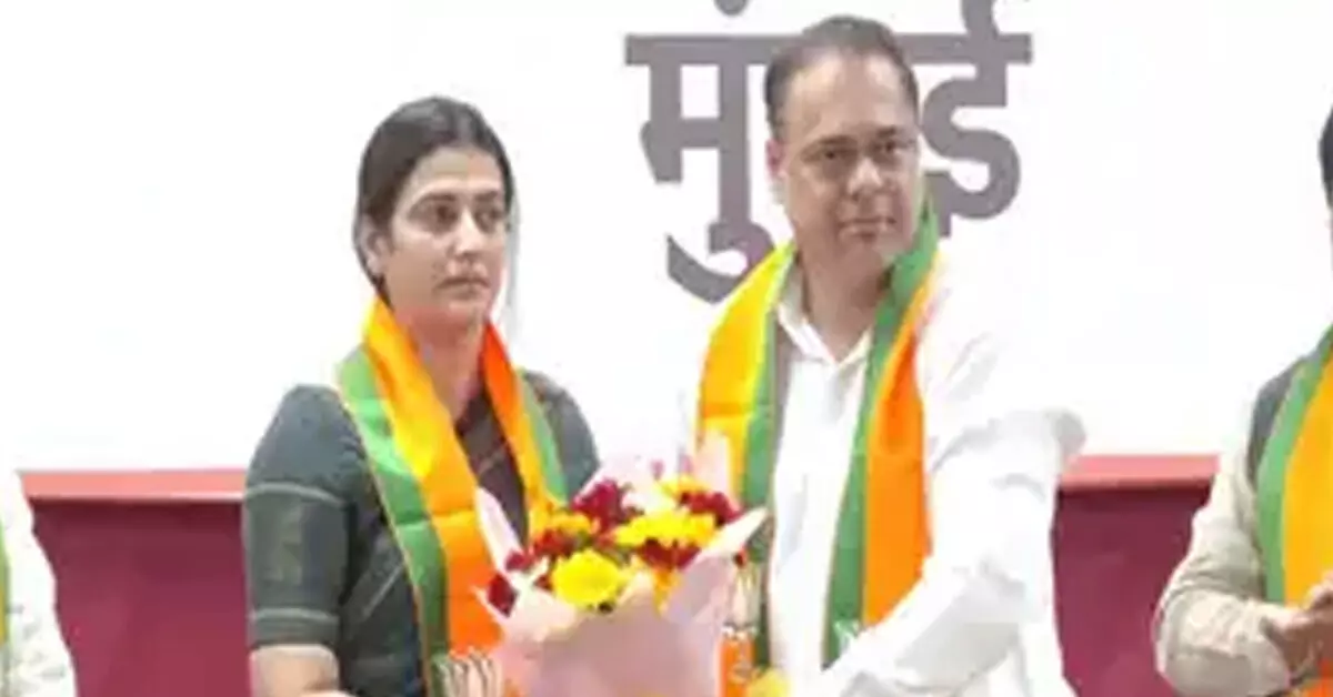 ಶಿವಸೇನೆ (ಯುಬಿಟಿ)ಗೆ ಭಾರೀ ಹಿನ್ನಡೆ: ಬಿಜೆಪಿಗೆ ಸೇರಿದ ತೇಜಸ್ವಿ ಗೋಸಾಲ್ಕರ್ ಶಿವಸೇನೆ (ಯುಬಿಟಿ)ಗೆ ಭಾರೀ ಹಿನ್ನಡೆ: ಬಿಜೆಪಿಗೆ ಸೇರಿದ ತೇಜಸ್ವಿ ಗೋಸಾಲ್ಕರ್