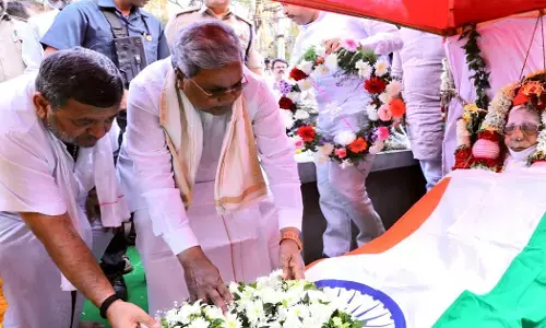 ಸರಕಾರಿ ಗೌರವದೊಂದಿಗೆ ಶಾಮನೂರು ಶಿವಶಂಕರಪ್ಪ ಅಂತ್ಯಕ್ರಿಯೆ