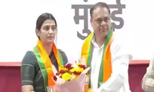 ಶಿವಸೇನೆ (ಯುಬಿಟಿ)ಗೆ ಭಾರೀ ಹಿನ್ನಡೆ: ಬಿಜೆಪಿಗೆ ಸೇರಿದ ತೇಜಸ್ವಿ ಗೋಸಾಲ್ಕರ್