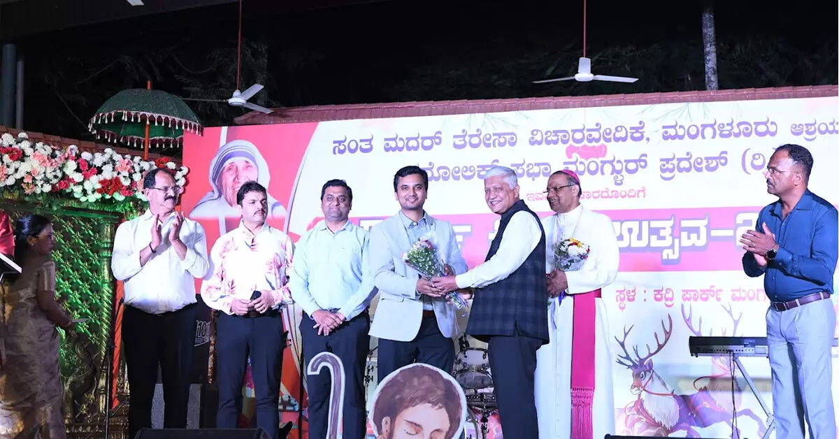 ಮಂಗಳೂರು | ಪರಸ್ಪರ ಸಂತಸ ಹಂಚಿಕೊಂಡಾಗ ಸೌಹಾರ್ದ: ಜಿಲ್ಲಾಧಿಕಾರಿ ದರ್ಶನ್ ಮಂಗಳೂರು | ಪರಸ್ಪರ ಸಂತಸ ಹಂಚಿಕೊಂಡಾಗ ಸೌಹಾರ್ದ: ಜಿಲ್ಲಾಧಿಕಾರಿ ದರ್ಶನ್