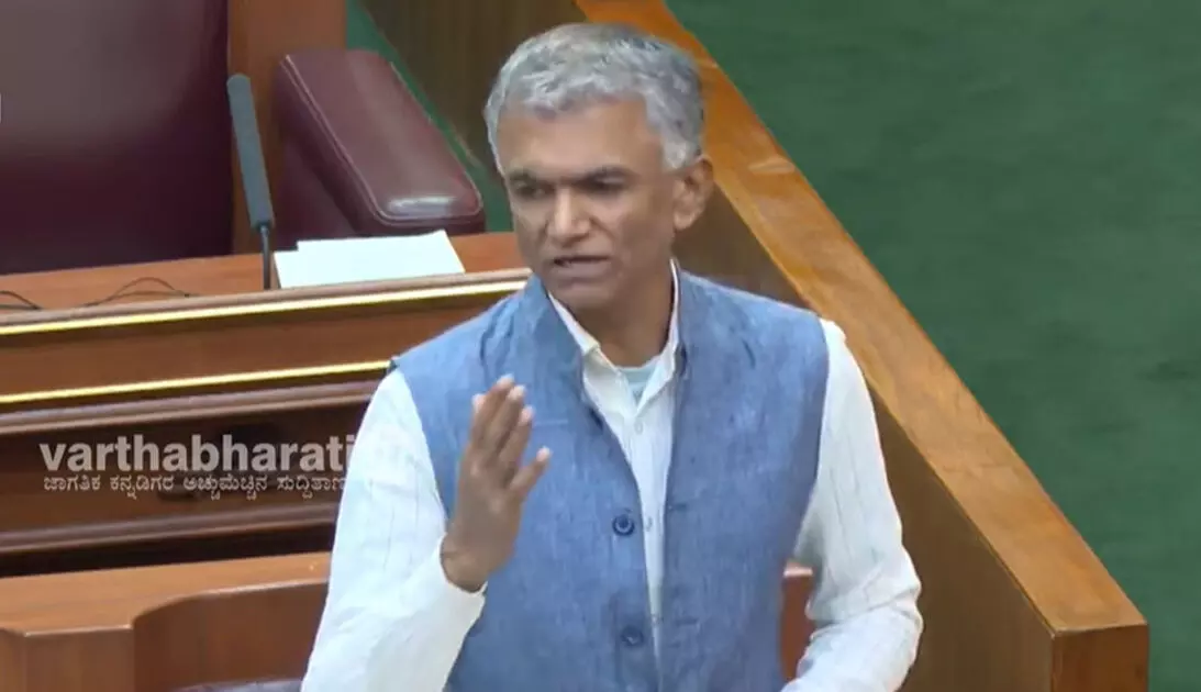 ಕರ್ನಾಟಕ ಬಾಡಿಗೆ (ತಿದ್ದುಪಡಿ) ವಿಧೇಯಕ ಅಂಗೀಕಾರ | ಕರಾರು ಉಲ್ಲಂಘಿಸಿದವರಿಗೆ ಹೆಚ್ಚಿನ ದಂಡ, ಜೈಲು ಶಿಕ್ಷೆಯಿಂದ ವಿನಾಯಿತಿ : ಕೃಷ್ಣಭೈರೇಗೌಡ ಕರ್ನಾಟಕ ಬಾಡಿಗೆ (ತಿದ್ದುಪಡಿ) ವಿಧೇಯಕ ಅಂಗೀಕಾರ | ಕರಾರು ಉಲ್ಲಂಘಿಸಿದವರಿಗೆ ಹೆಚ್ಚಿನ ದಂಡ, ಜೈಲು ಶಿಕ್ಷೆಯಿಂದ ವಿನಾಯಿತಿ : ಕೃಷ್ಣಭೈರೇಗೌಡ