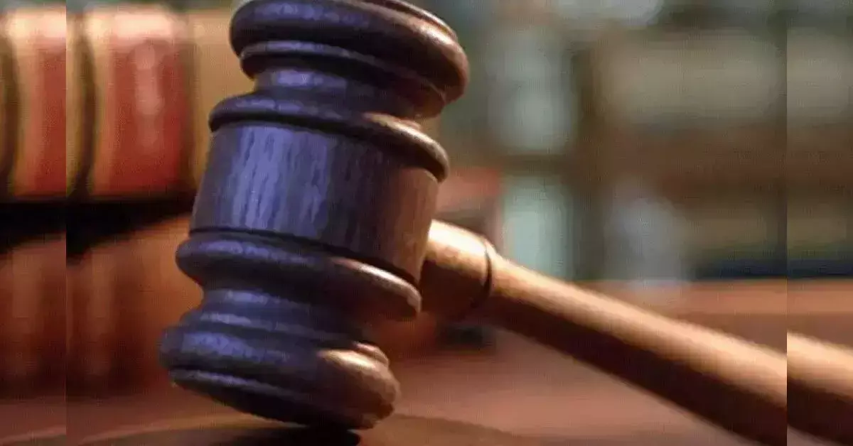 Mangaluru | ಬಸ್‌ನಿಂದ ಕೆಳಗೆ ಬಿದ್ದು ಮಹಿಳೆ ಮೃತಪಟ್ಟ ಪ್ರಕರಣ: ಬಸ್ ಚಾಲಕನಿಗೆ ಆರು ತಿಂಗಳ ಜೈಲು ಶಿಕ್ಷೆ