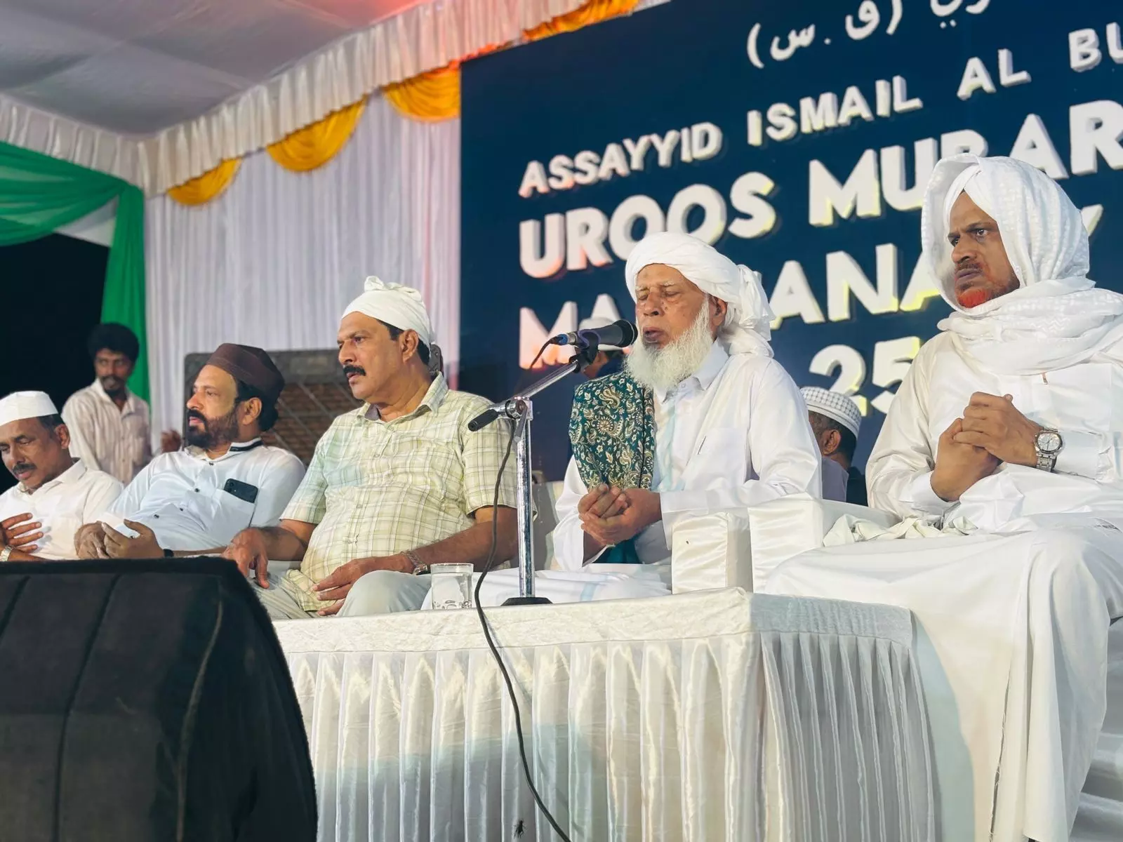 ಮಂಜನಾಡಿ ಉರೂಸ್ ಉದ್ಘಾಟನೆ ಮಂಜನಾಡಿ ಉರೂಸ್ ಉದ್ಘಾಟನೆ