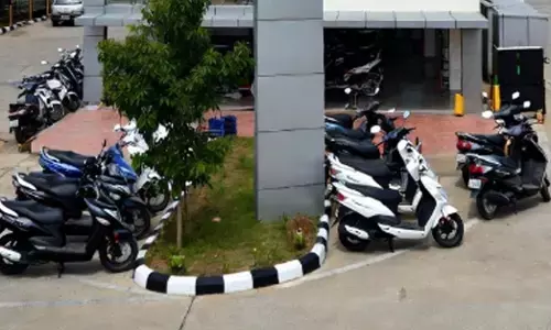 GST ದರ ಕಡಿತದಿಂದ ದ್ವಿಚಕ್ರ ಮತ್ತು ಗ್ರಾಹಕ ಸಾಲಗಳಿಗೆ ಹೆಚ್ಚಿದ ಬೇಡಿಕೆ