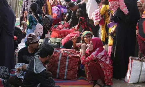 ಭಾರತದ SIR ಪ್ರಜಾಪ್ರಭುತ್ವ ಮತ್ತು ಮುಸ್ಲಿಮರಿಗೆ ಬೆದರಿಕೆಯೊಡ್ಡಿದೆ: ಟೀಕಾಕಾರರು