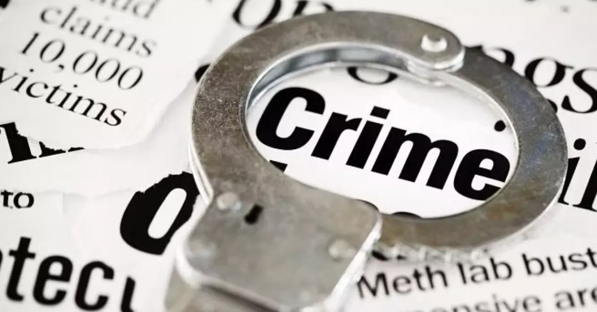 ಉತ್ತರ ಪ್ರದೇಶ | ಹಣಕ್ಕಾಗಿ ತಂದೆ-ತಾಯಿಯನ್ನು ಹತ್ಯೆಗೈದು ಮೃತದೇಹಗಳನ್ನು ನದಿಗೆ ಎಸೆದ ಯುವಕ ಉತ್ತರ ಪ್ರದೇಶ | ಹಣಕ್ಕಾಗಿ ತಂದೆ-ತಾಯಿಯನ್ನು ಹತ್ಯೆಗೈದು ಮೃತದೇಹಗಳನ್ನು ನದಿಗೆ ಎಸೆದ ಯುವಕ