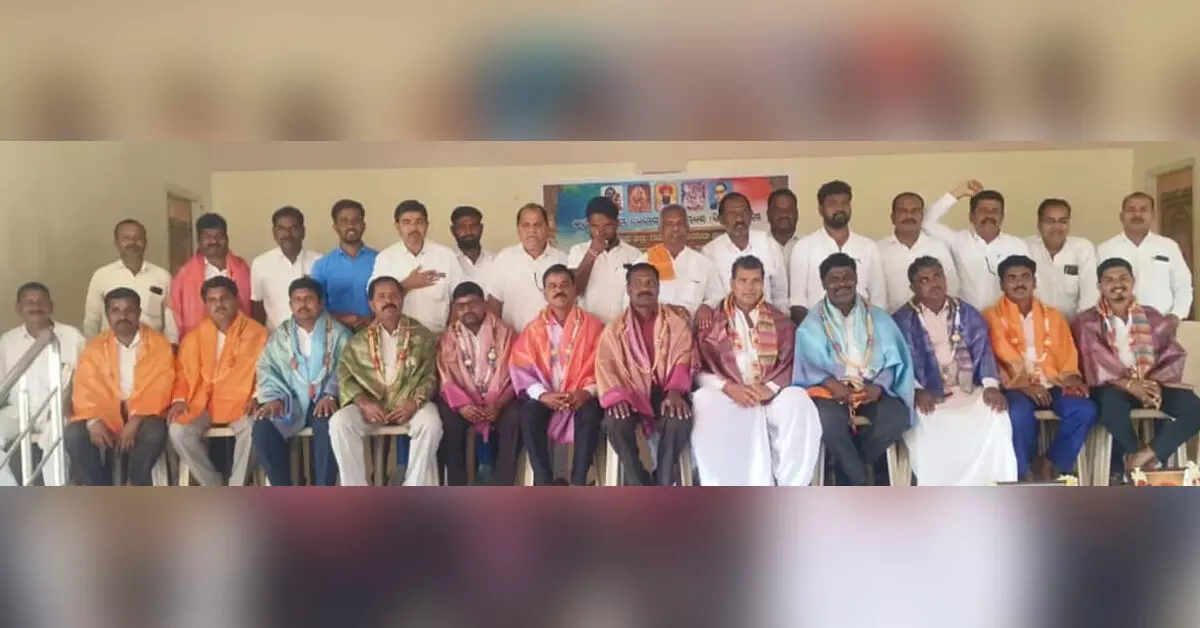 ದೇವದುರ್ಗ | ಬಂಜಾರ ಸೇವಾ ಸಂಘಕ್ಕೆ ಪದಾಧಿಕಾರಿಗಳ ನೇಮಕ ದೇವದುರ್ಗ | ಬಂಜಾರ ಸೇವಾ ಸಂಘಕ್ಕೆ ಪದಾಧಿಕಾರಿಗಳ ನೇಮಕ