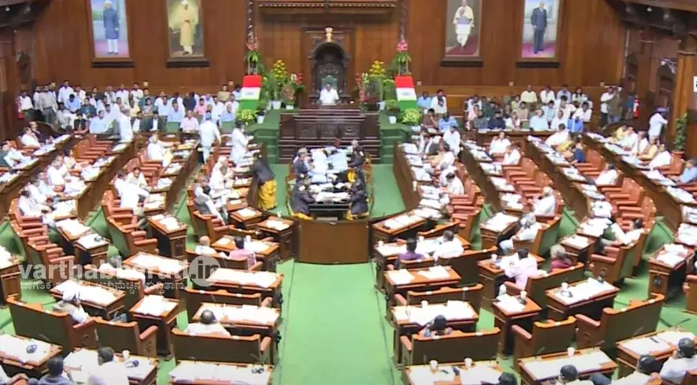 ಬೆಳಗಾವಿ ಅಧಿವೇಶನ | ಕೇಂದ್ರದ ಸಹಕಾರ ಕೋರಿ ಹಲವು ನಿರ್ಣಯಗಳಿಗೆ ಅಂಗೀಕಾರ ಬೆಳಗಾವಿ ಅಧಿವೇಶನ | ಕೇಂದ್ರದ ಸಹಕಾರ ಕೋರಿ ಹಲವು ನಿರ್ಣಯಗಳಿಗೆ ಅಂಗೀಕಾರ