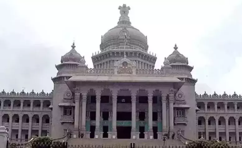 ಎಂಟು ಮಂದಿ ‘ತಹಶೀಲ್ದಾರ್’ಗಳ ವರ್ಗಾವಣೆ ಎಂಟು ಮಂದಿ ‘ತಹಶೀಲ್ದಾರ್’ಗಳ ವರ್ಗಾವಣೆ