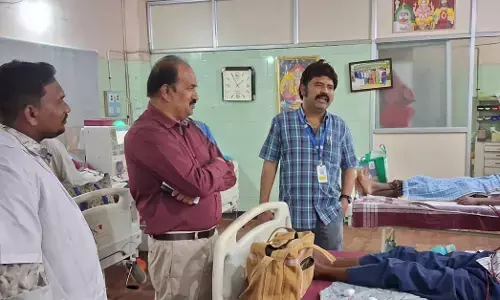 ಬಳ್ಳಾರಿ | ಪ್ರಧಾನಮಂತ್ರಿ ರಾಷ್ಟ್ರೀಯ ಡಯಾಲಿಸಿಸ್ ಸೇವೆಯ ಸದುಪಯೋಗ ಪಡೆದುಕೊಳ್ಳಿ : ಡಾ.ಯಲ್ಲಾ ರಮೇಶ್ ಬಾಬು