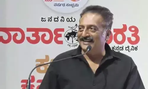 ರಾಜಕಾರಣ ಮಾಡಬೇಕಾದವರು ಜನರು, ಜನಪ್ರತಿನಿಧಿಗಳಲ್ಲ: ನಟ ಪ್ರಕಾಶ್ ರಾಜ್