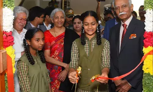 ವಿಜಯನಗರ | ‘ಸಿಯೆಂಟ್ ವಿಜಯಪಥ’ ಪ್ರಾಜೆಕ್ಟ್‌ಗೆ ವಿತ್ತ ಸಚಿವೆ ನಿರ್ಮಲಾ ಸೀತಾರಾಮನ್ ಚಾಲನೆ