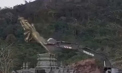 ನಮ್ಮ ಪ್ರದೇಶದೊಳಗೇ ಪ್ರತಿಮೆ ಇತ್ತು: ವಿಷ್ಣುವಿನ ಪ್ರತಿಮೆಯನ್ನು ಧ್ವಂಸಗೊಳಿಸಿದ ಥೈಲ್ಯಾಂಡ್ ವಿರುದ್ಧ ಕಾಂಬೋಡಿಯಾ ಆರೋಪ