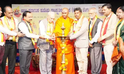 ಇತಿಹಾಸ ತಿರುಚುವ ಕೆಲಸ ನಡೆಯುತ್ತಿದೆ : ಡಾ.ಮೂಡ್ನಾಕೂಡು ಚಿನ್ನಸ್ವಾಮಿ