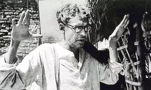 ರಿತ್ವಿಕ್ ಘಟಕ್ 100: ನೋವಿಗದ್ದಿದ, ಸ್ಪಂದನಶೀಲ ಕ್ಯಾಮರಾ