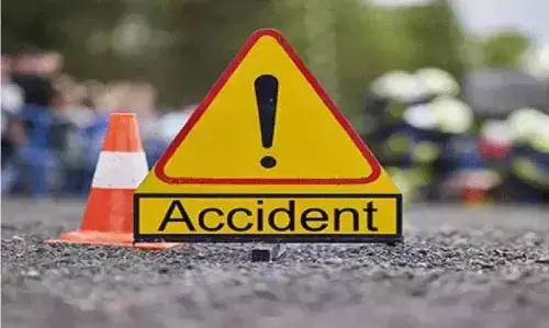 Nelamangala | ರಸ್ತೆ ಅಪಘಾತ : ಒಂದೇ ಕುಟುಂಬದ ಇಬ್ಬರು ಮೃತ್ಯು, ನಾಲ್ವರು ಗಂಭೀರ
