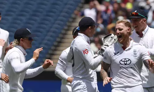 ಆಸ್ಟ್ರೇಲಿಯ-ಇಂಗ್ಲೆಂಡ್ 4ನೇ ಆ್ಯಶಸ್ ಟೆಸ್ಟ್: ಮೊದಲ ದಿನವೇ 20 ವಿಕೆಟ್‍ಗಳು ಪತನ