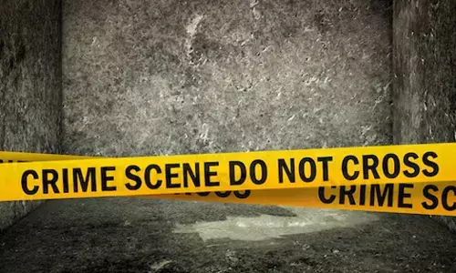 ಪತ್ನಿಯನ್ನು ಜೀವಂತವಾಗಿ ದಹಿಸಿ ಹತ್ಯೆ: ಮಕ್ಕಳ ಮುಂದೆಯೇ ಘೋರ ಕೃತ್ಯವೆಸಗಿದ ಪತಿ ಪರಾರಿ