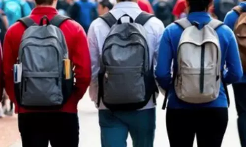 ಅತಂತ್ರ ಸ್ಥಿತಿಯಲ್ಲಿ ಕೊಪ್ಪಳ ಪದವಿ ವಿದ್ಯಾರ್ಥಿಗಳು