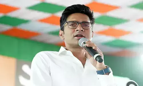 ಪಶ್ಚಿಮ ಬಂಗಾಳ SIR | ಕೈಬಿಡಲಾದ 58.20 ಲಕ್ಷ ಮತದಾರರ ಪೈಕಿ ಬಾಂಗ್ಲಾದೇಶಿಗರು ಮತ್ತು ರೊಹಿಂಗ್ಯಾಗಳ ಸಂಖ್ಯೆ ಬಹಿರಂಗಪಡಿಸಿ: EC ಗೆ ಅಭಿಷೇಕ್ ಬ್ಯಾನರ್ಜಿ ಸವಾಲು