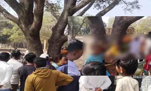 Belagavi | ಪ್ಲಾಸ್ಟಿಕ್ ಬಾಟಲ್ ಆರಿಸುವ ನೆಪದಲ್ಲಿ ದೇವಸ್ಥಾನದಲ್ಲಿ ಕಳ್ಳತನಕ್ಕೆ ಯತ್ನ ಆರೋಪ; ಮಹಿಳೆಯರನ್ನು ಕಂಬಕ್ಕೆ ಕಟ್ಟಿದ ಗ್ರಾಮಸ್ಥರು!