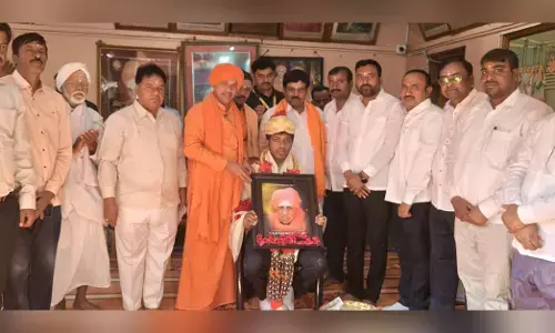 ಭಾಲ್ಕಿ | ಜನ ಸೇವೆಗೆ ಖಂಡ್ರೆ ಪರಿವಾರ ಮುಡಿಪು : ಗುರುಬಸವ ಪಟ್ಟದೇವರು